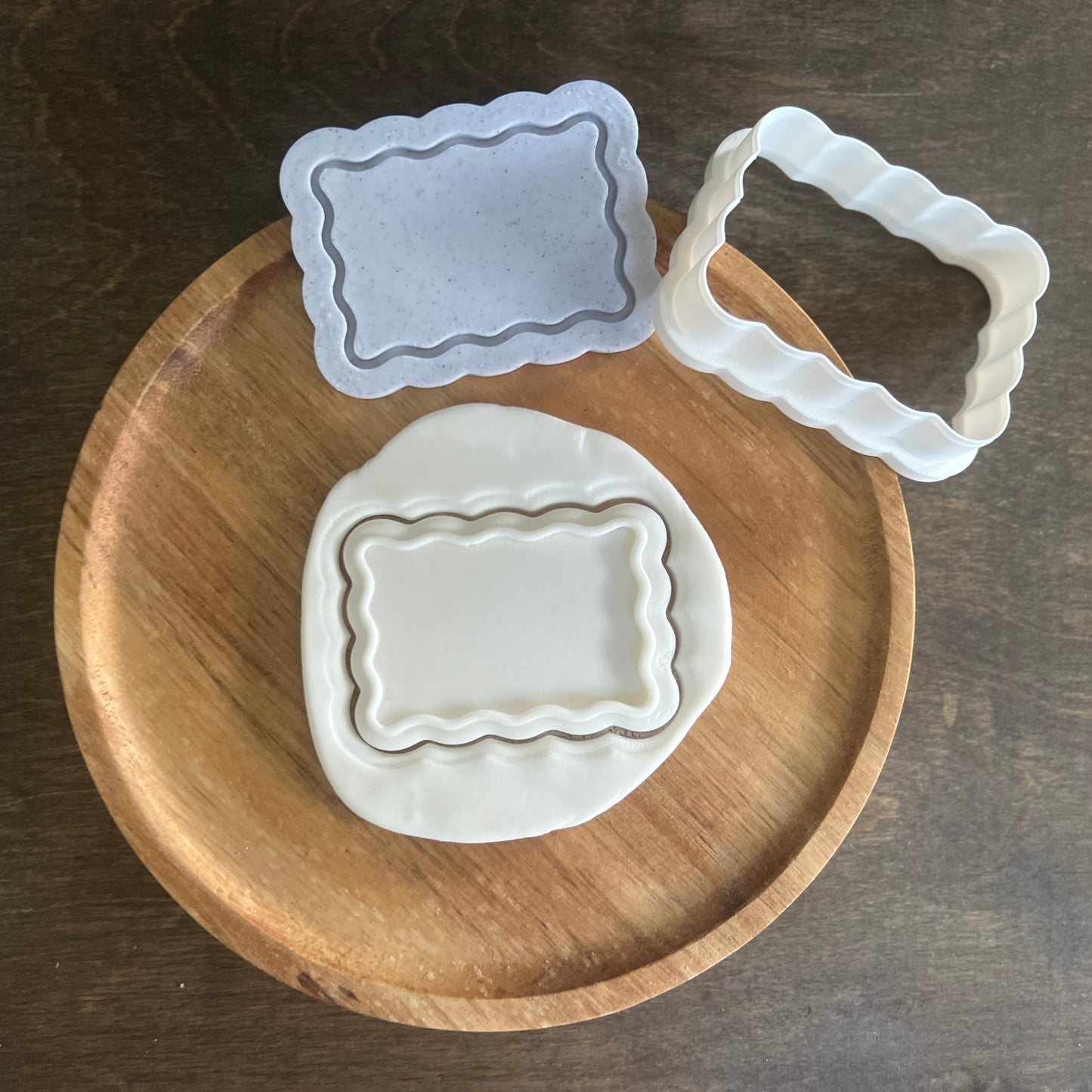 DONE TO ORDER: Wavy Border 2 Cookie Cutter + Fondant Embosser - SHCreations