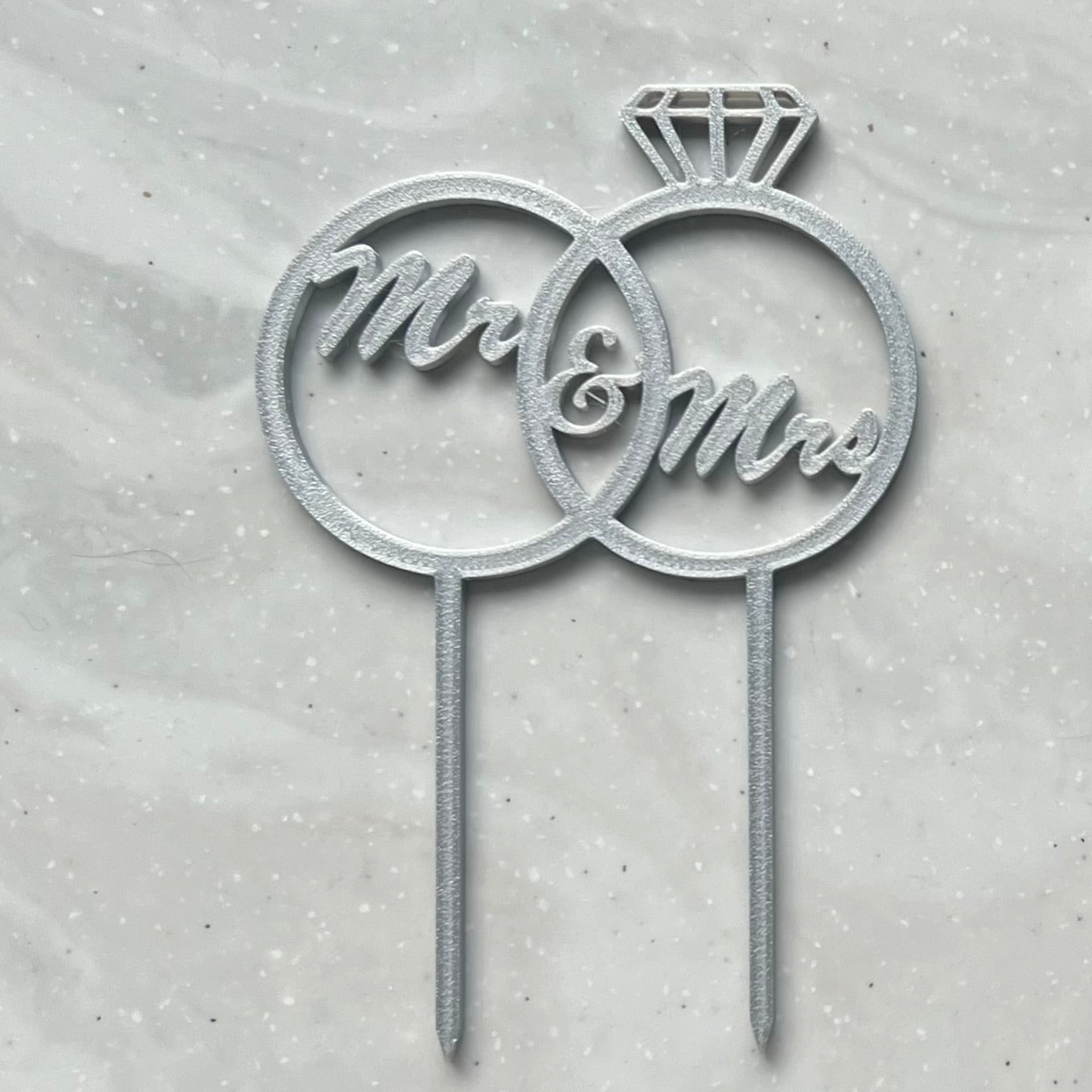 DONE TO ORDER : Mr & Mrs Ring Cake Topper - SHCreations