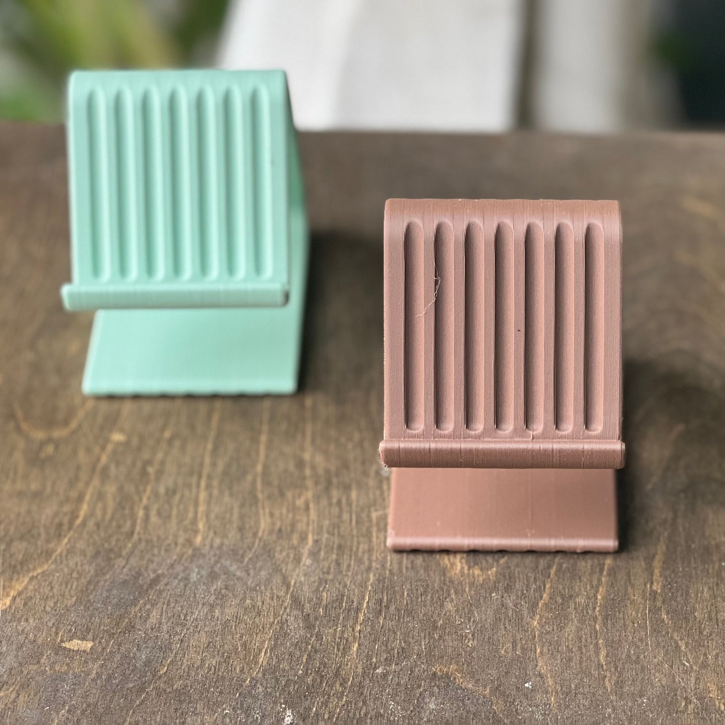 DONE TO ORDER: Phone Stand 1 - SHCreations
