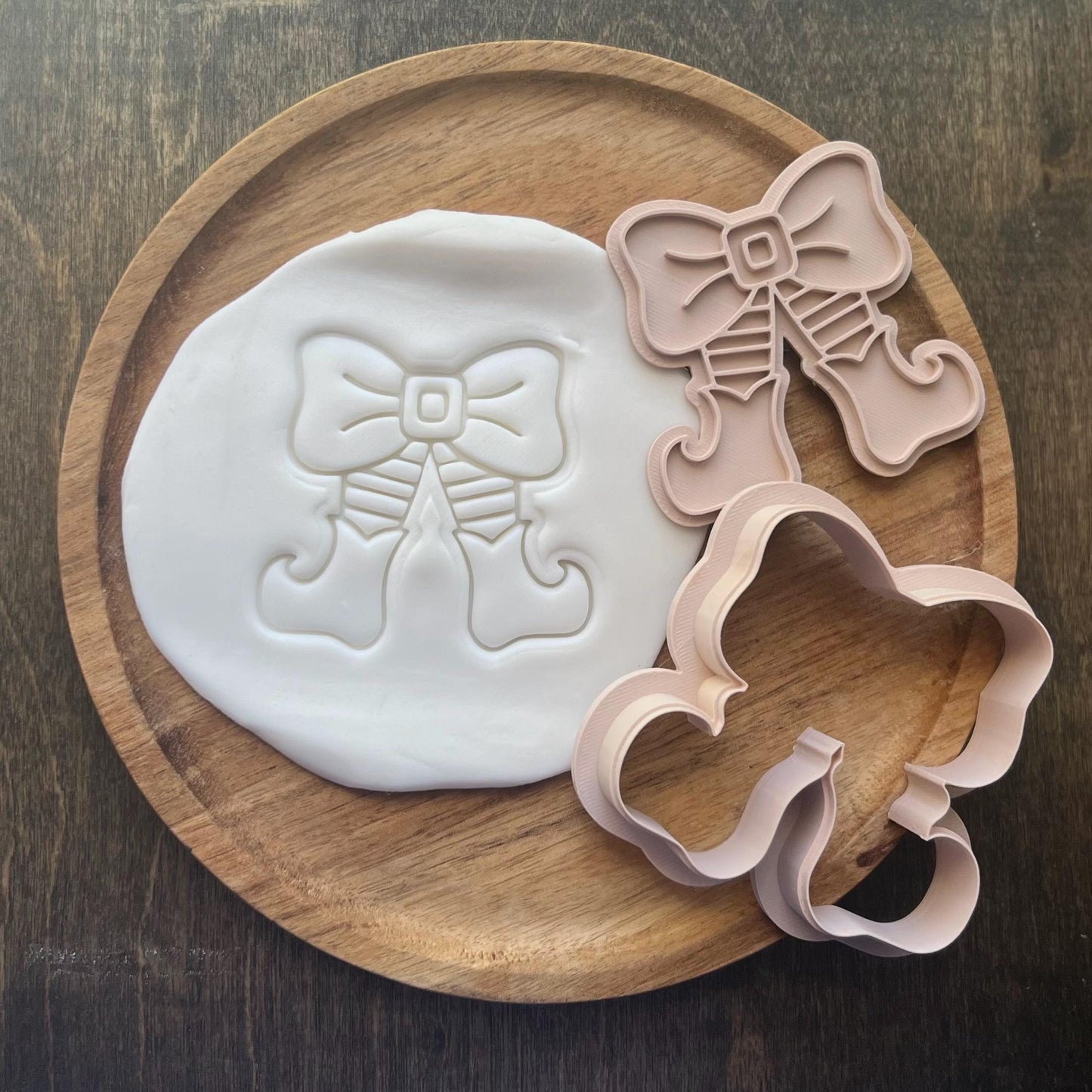 Elf Bow Cookie Cutter & Fondant Stamp STL, Elf Cookie Cutter Stamp, Christmas STL, Holiday Cookie Cutter, Elf Cookie