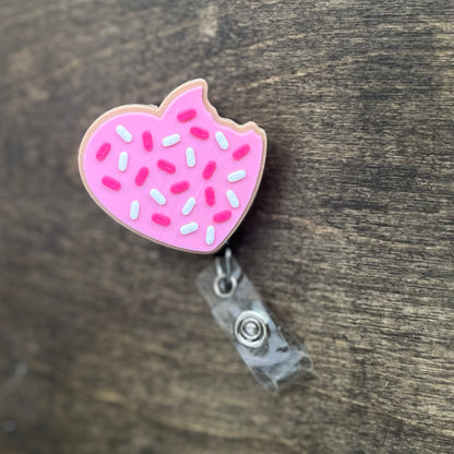 3D Valentine Heart Cookie Badge Reel – Sweeten Your Style with Functional Flair! ❤️