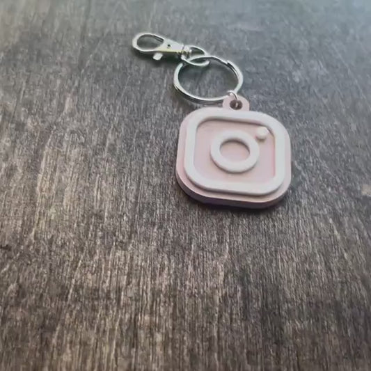 3D Social Media Nfc Keyring STL File, NFC Keychain, 3D printed keyring stl, nfc Style keychain stl, 3d printed keychain stl, 3d keyring stl