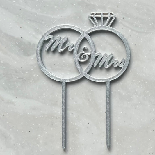 DONE TO ORDER : Mr & Mrs Ring Cake Topper - SHCreations