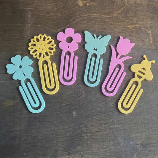 3D Spring Bookmark STL Design – Floral Bookmark , Printable Designs with Flowers, Bee, and Butterfly Themes