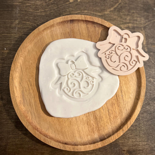 Swirly Ornament w/Bow Cookie Cutter STL, Ornament Fondant Embosser, Ornament with Bow Cookie, Swirly Ornament Embosser, Xmas Fondant Stamp